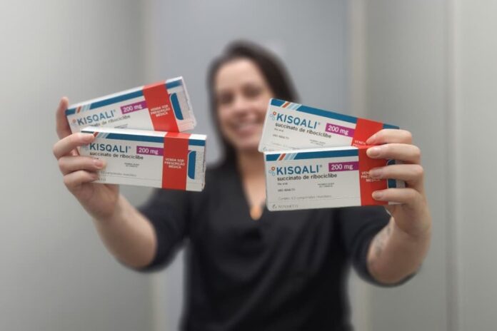 Farmácia de Alto Custo HRT - Foto SES-DF