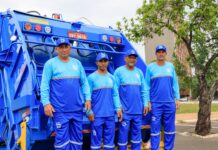 Novembro Azul: Caminhões de coleta de lixo rodam Brasília com mensagens de conscientização