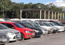 Detran-DF adia leilão de veículos 2025