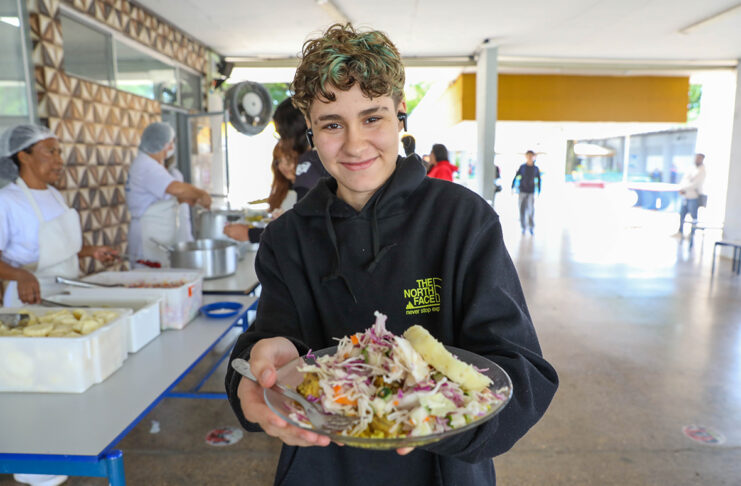 Agricultura familiar abastece escolas públicas do DF e garante alimentação de qualidade para 697 unidades