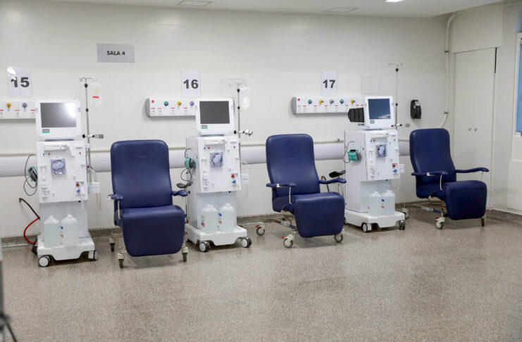 DF amplia em 157% a oferta de hemodiálise e garante 180 vagas para pacientes renais