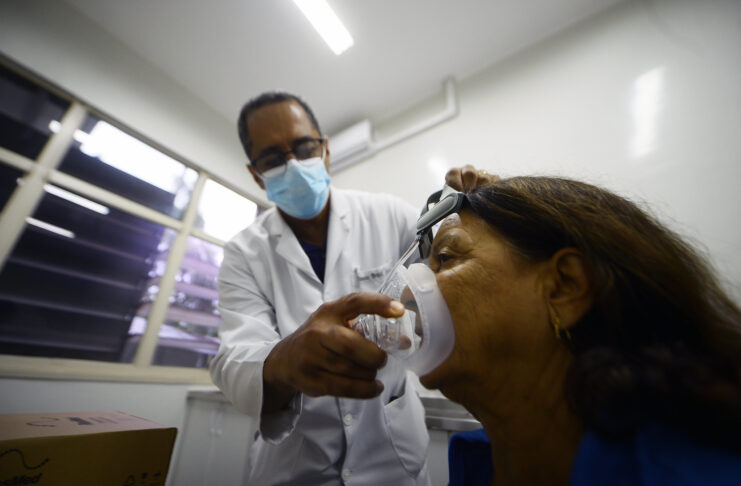 Rede pública de saúde do DF inicia entrega de equipamentos domiciliares para pacientes com problemas respiratórios