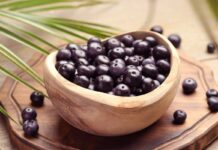 Açaí: entenda como a fruta pode impactar o cérebro e o humor