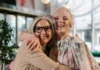 Ter amigos depois dos 50 anos melhora a saúde mental? Entenda a importância