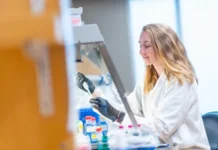 Pesquisa global aponta vacinas de mRNA como seguras e eficazes
