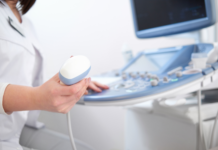 Processo seletivo para médico ultrassonografista com salário de R$ 18,1 mil abre inscrições
