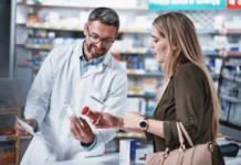 Automedicação: 5 erros comuns que podem colocar a saúde em risco